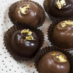 Cake Craft Company 25 Count, Original 24K 100% Edible Gold Leaf Transfer Sheets - Premium Quality -Dream Cake Shop cake craft company 25 count original 24k 100 edible gold leaf transfer sheets premium quality p3946 17948 image