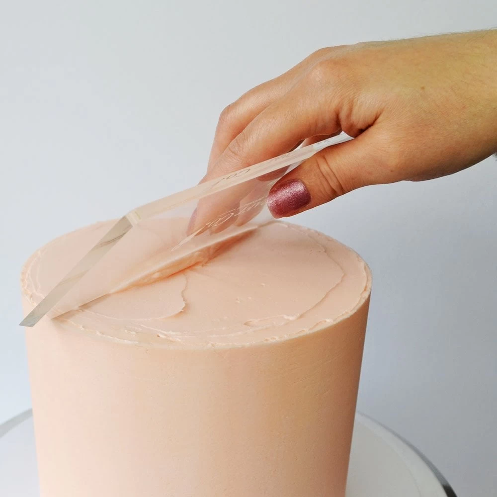 Cake Craft Company Professional Acrylic Deluxe Cake Scraper 5 Cake Craft Company Professional Acrylic Deluxe Cake Scraper - Image 3