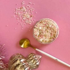 Doe Sprinkles Oh Come All Ye Faithful Sprinkles 100g -Dream Cake Shop doe sprinkles oh come all ye faithful sprinkles 100g p16515 57788 image