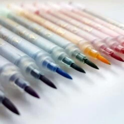 Gourmet Food Pens Full Set Of 12 - Double-Tip Edible Food Colouring Marker Pens + Free Random Design Pen Case -Dream Cake Shop gourmet food pens full set of 12 double tip edible food colouring marker pens free random design pen case p6766 28371 image