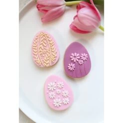 Oh My Cookie Trio Of Flowery Easter Eggs Cookie Stamp + Cookie Cutter