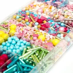 Super Streusel Superbox Summer Fling - Assortment Of Sprinkle, Chocolate Balls, Dragees With Crispy Center -Dream Cake Shop super streusel superbox summer fling assortment of sprinkle chocolate balls dragees with crispy center p9208 35441 image