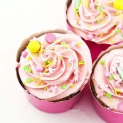 Super Streusel Superbox Summer Fling - Assortment Of Sprinkle, Chocolate Balls, Dragees With Crispy Center -Dream Cake Shop super streusel superbox summer fling assortment of sprinkle chocolate balls dragees with crispy center p9208 35443 image